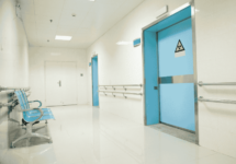 Comment assurer une isolation optimale avec une porte hermétique ?